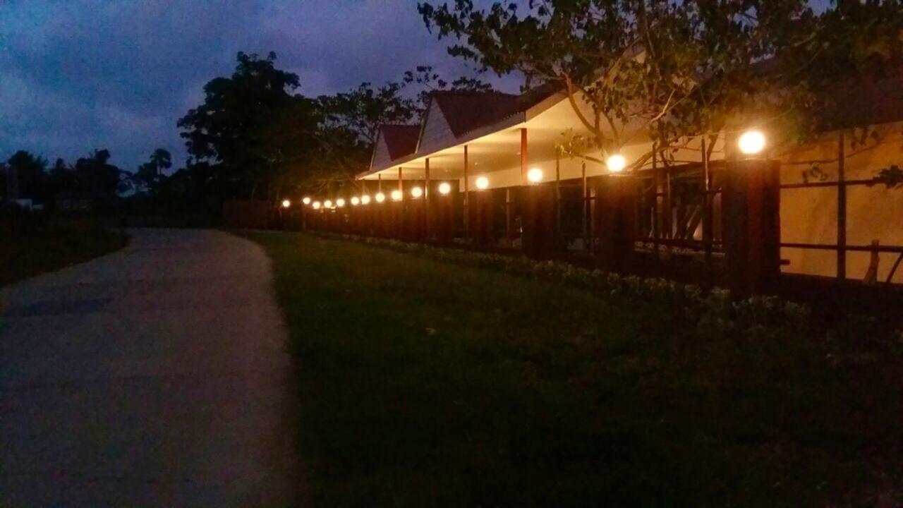 Hill Garden Hotel Chaungtha Exterior foto